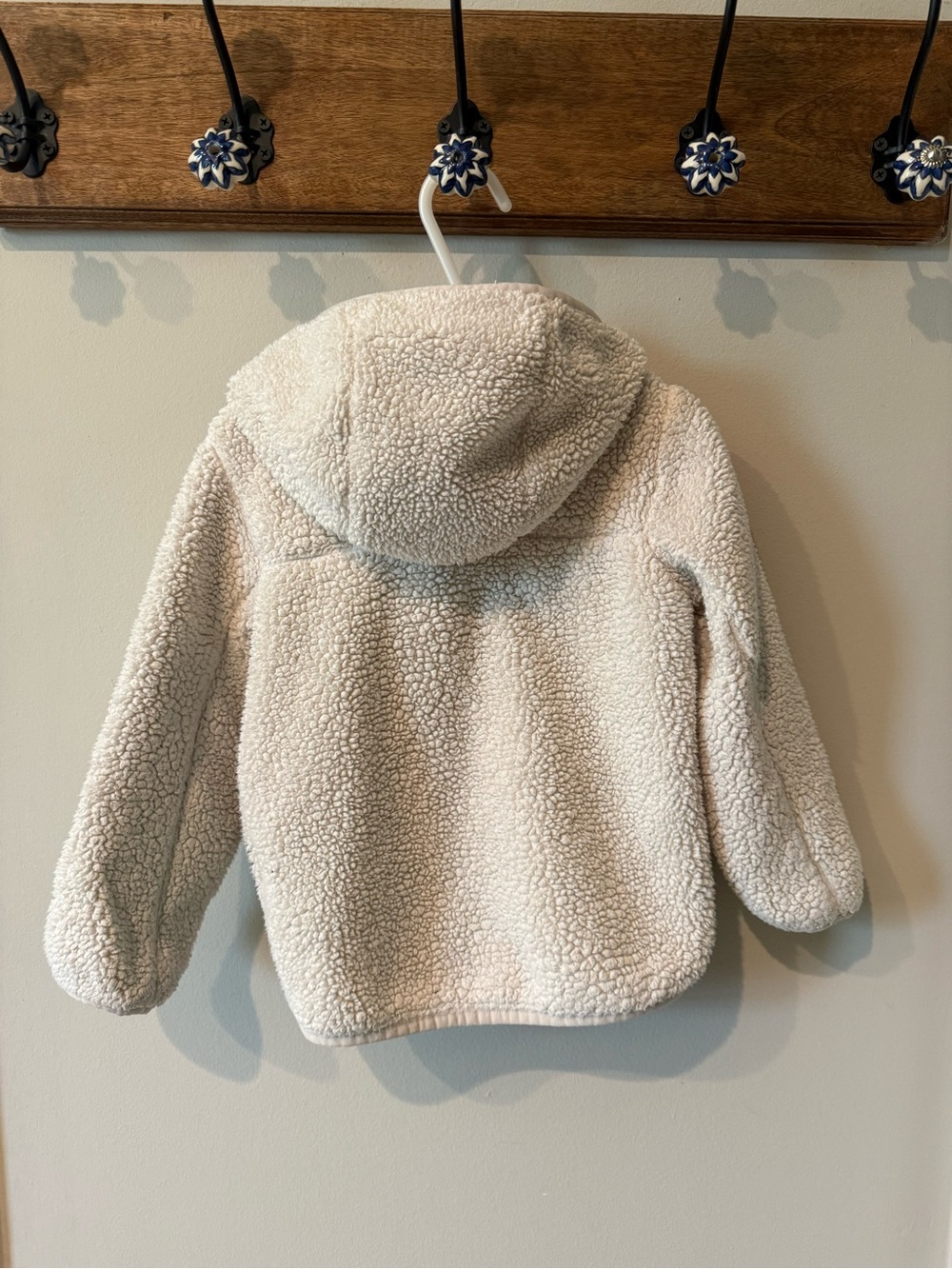 The North Face Cream Fleece Sherpa Hooded Jacket - Picture 2 of 4